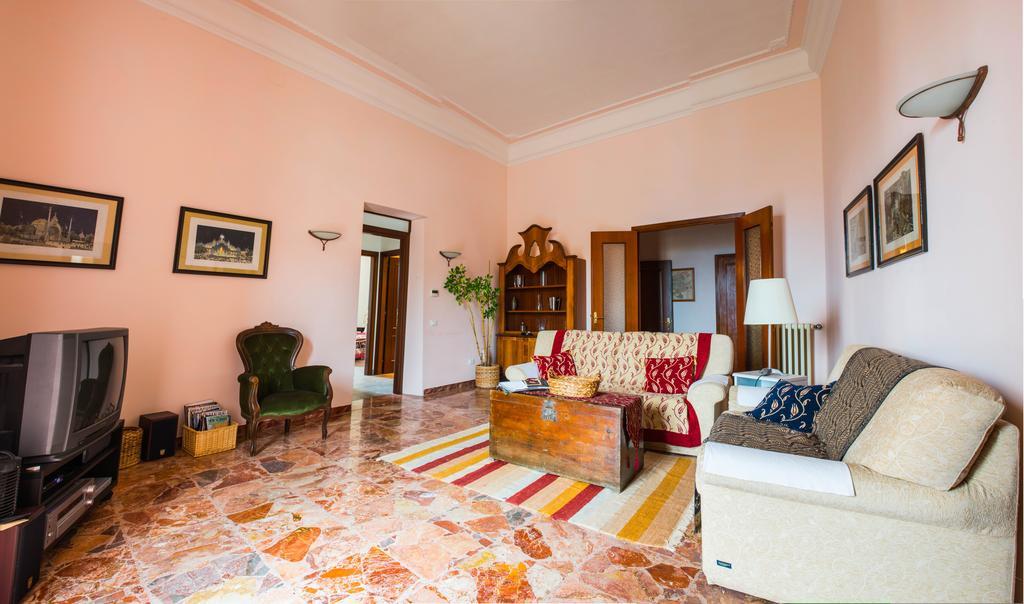 Ferienwohnung Narni Charm Zimmer foto